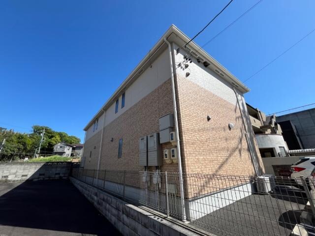 物件外観写真2　(外観写真（昼）)