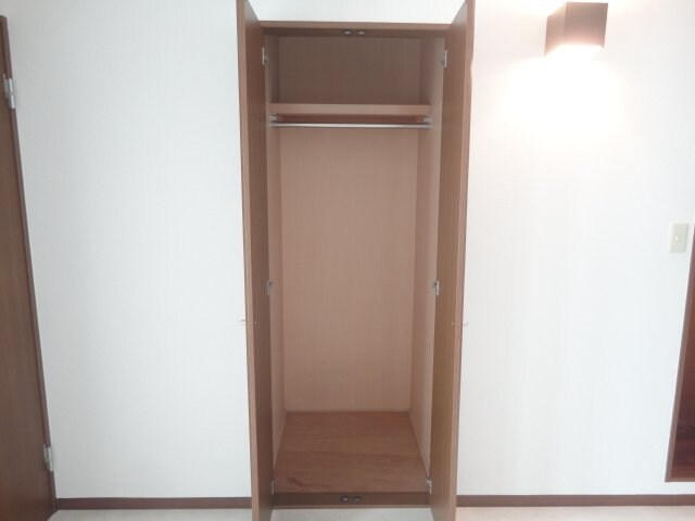 物件内観写真9　(クローゼット)
