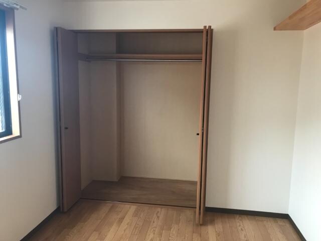 物件内観写真20　(収納)