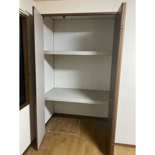 収納(室内写真は別部屋の写真です。)