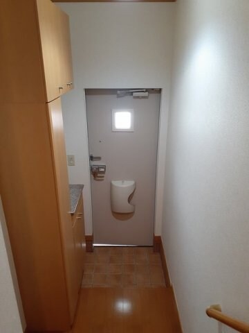 物件内観写真4　(玄関です)
