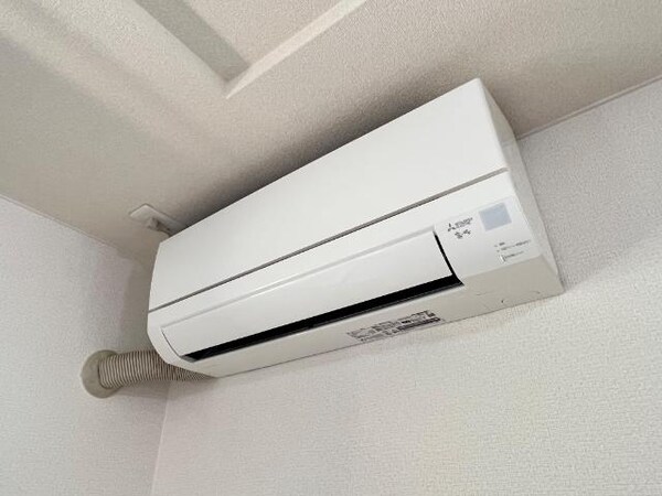 建物設備(エアコン)