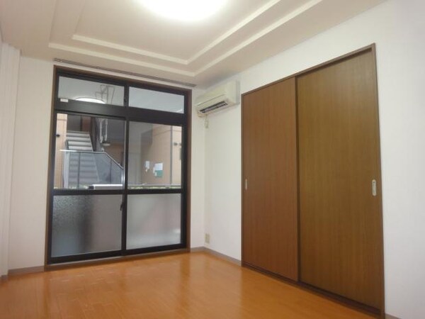 建物設備(リビング)