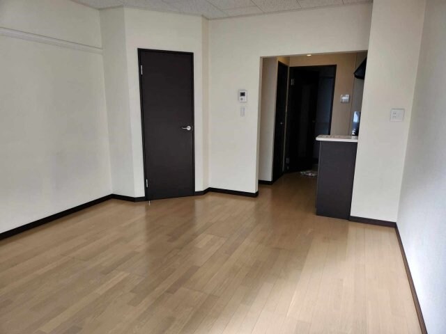 物件内観写真3　(実際のお部屋と異なる場合がございます。)