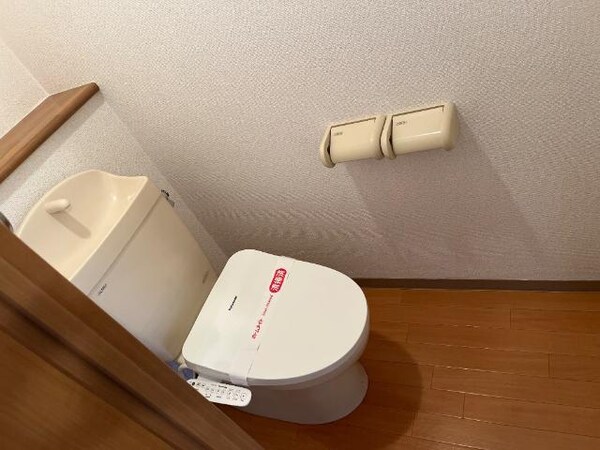 トイレ(シャワー付トイレ)