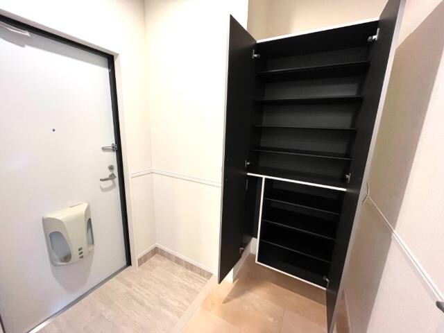 物件内観写真26　(下駄箱)