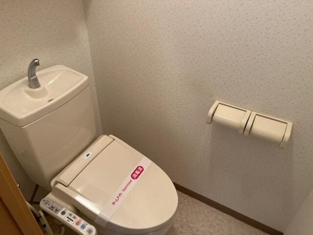 物件内観写真9　(トイレ)