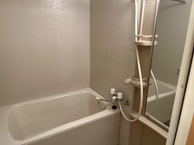 物件内観写真10　(バス／シャワールーム等)