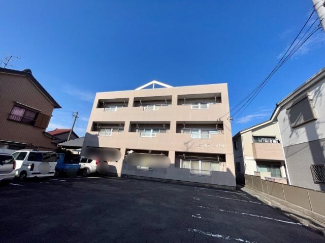 物件外観写真2　(外観写真（昼）)