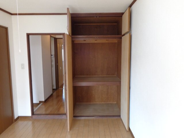 物件内観写真9　(収納)