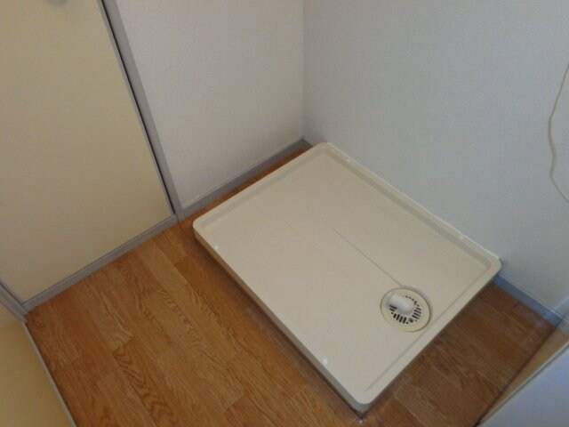 物件内観写真20　(洗濯機置場)