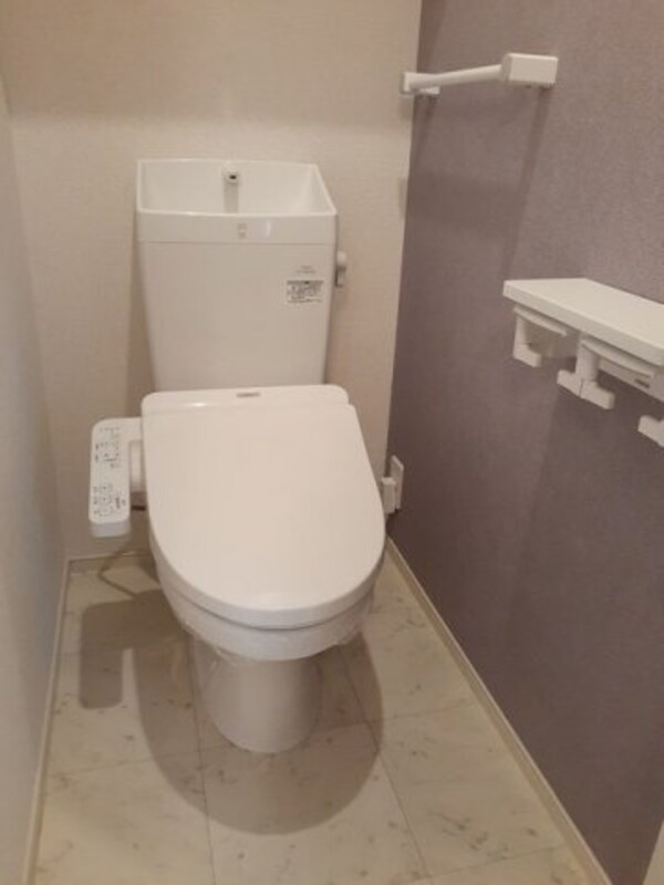 トイレ(清潔感のあるトイレです)