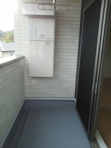 物件内観写真11　(バルコニー付きです)