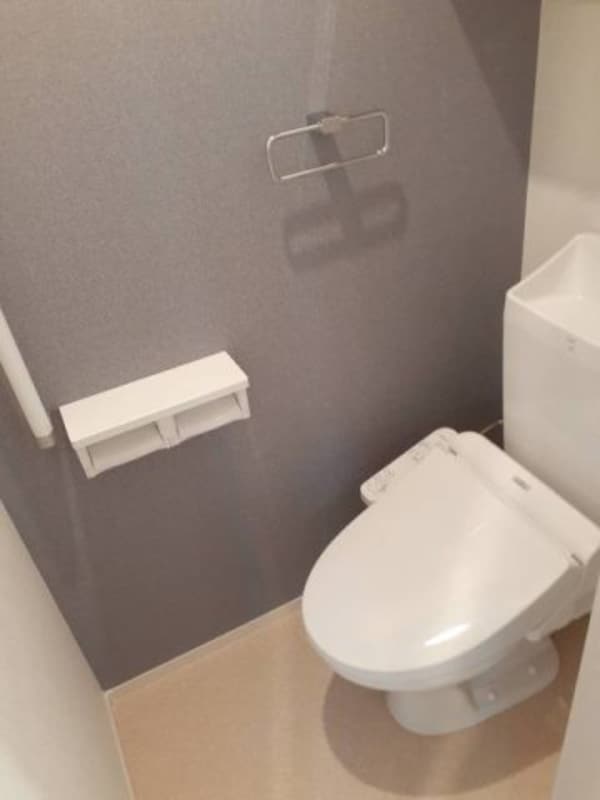 トイレ(清潔感のあるトイレです)