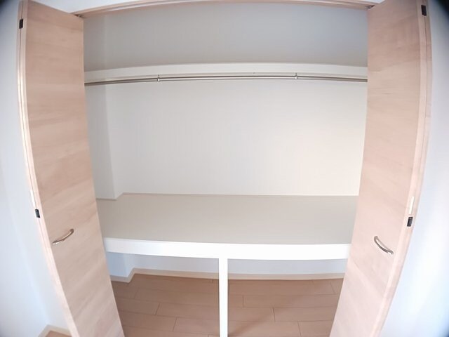 物件内観写真12　(収納スペース豊富です)