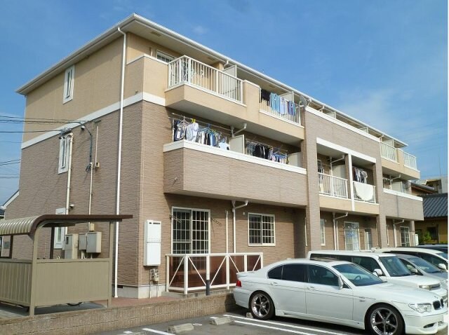 物件外観写真1　(建物外観を気になさる方へ、見た目の良い物件です)