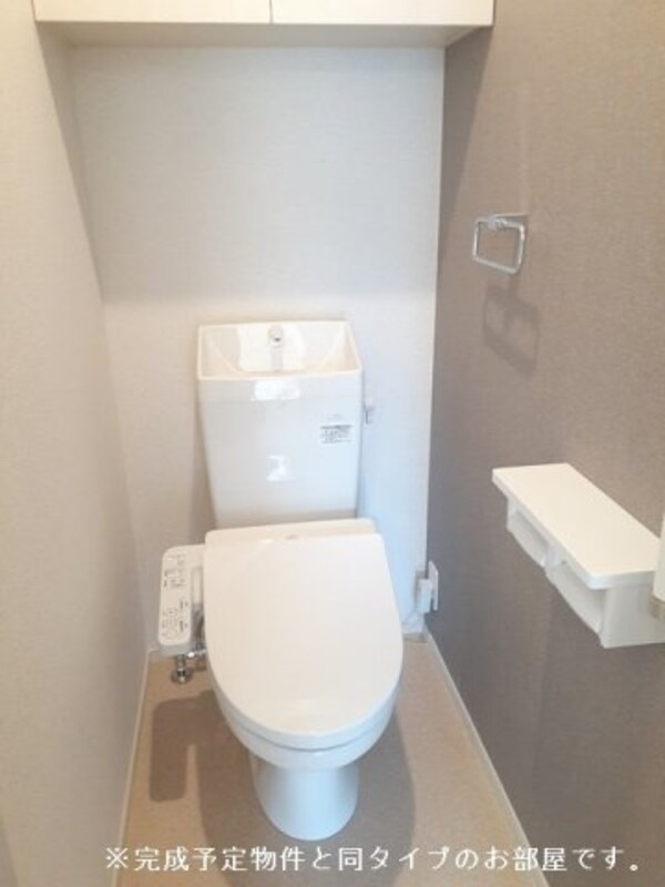 トイレ(ゆったりとした空間のトイレです)