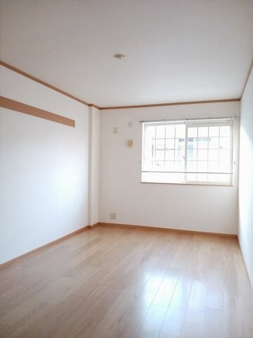 物件内観写真5　(内装もきれいです)