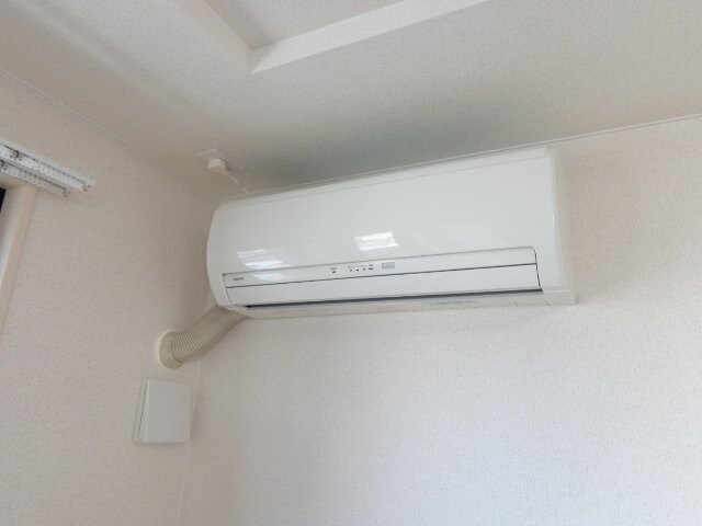 建物設備(エアコン)