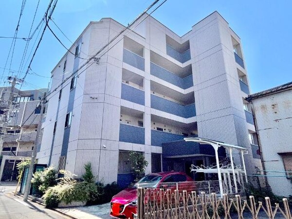 エントランス(外観写真（昼）)