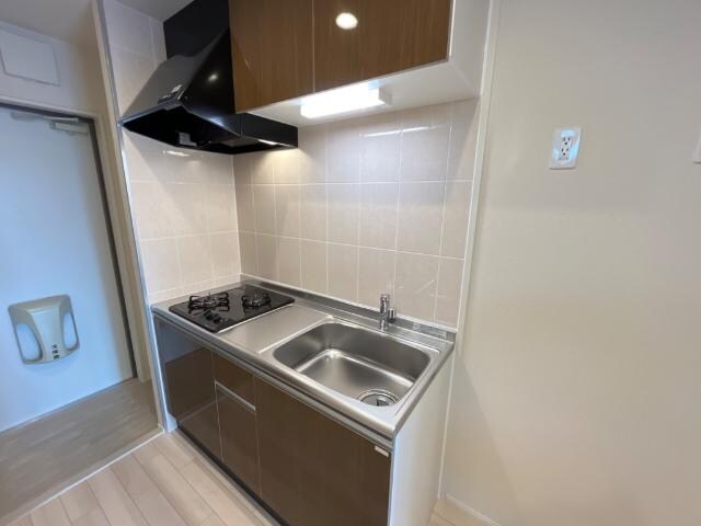 物件内観写真5　(システムキッチン)