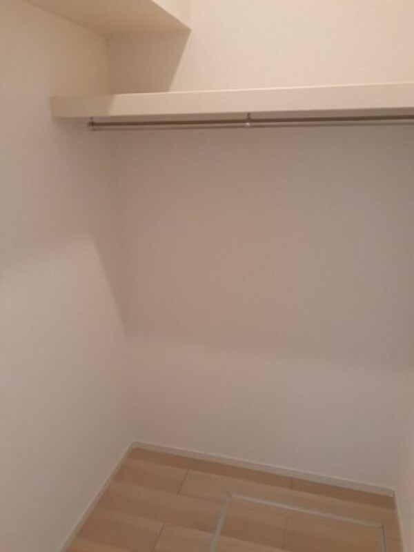 収納(収納のためのスペースです)