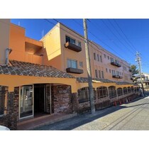 名古屋市営地下鉄東山線 上社駅 3階建 築41年の外観写真