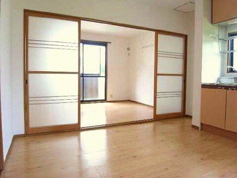 物件内観写真4　(室内写真は別部屋の写真です。)