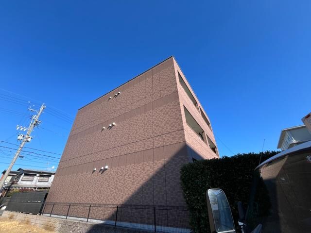 物件外観写真3　(外観写真（昼）)