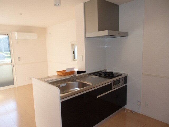 物件内観写真5　(室内写真は別部屋の写真です。)