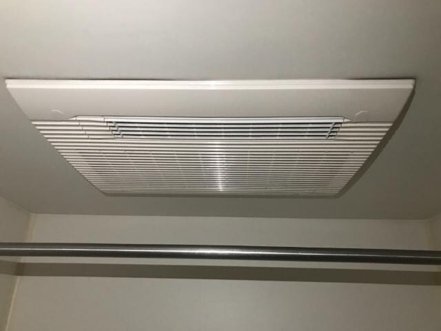 物件内観写真23　(浴室乾燥機)