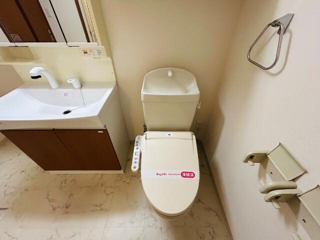 物件内観写真13　(トイレ)