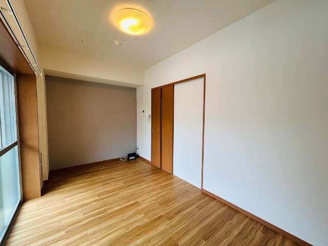 物件内観写真26　(洋室)