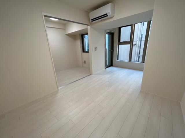 物件内観写真10　(リビング)