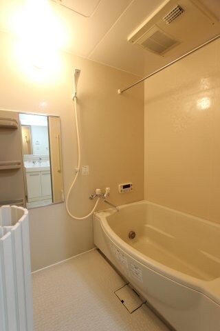 物件内観写真4　(参考写真です。現況優先。)