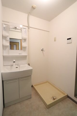 物件内観写真7　(※別部屋のお写真で、現況優先と致します。)