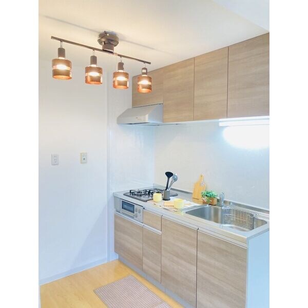 キッチン(※写真は同じマンションの違う部屋のものになります。)