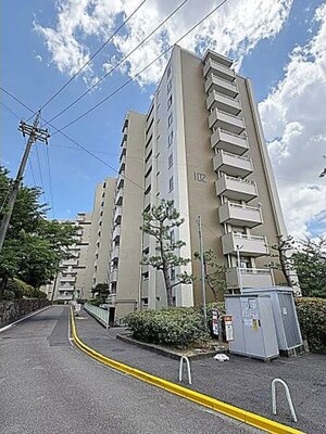 西一社第二団地102棟外観写真