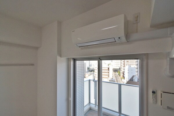 物件内観写真15　(エアコン設備)