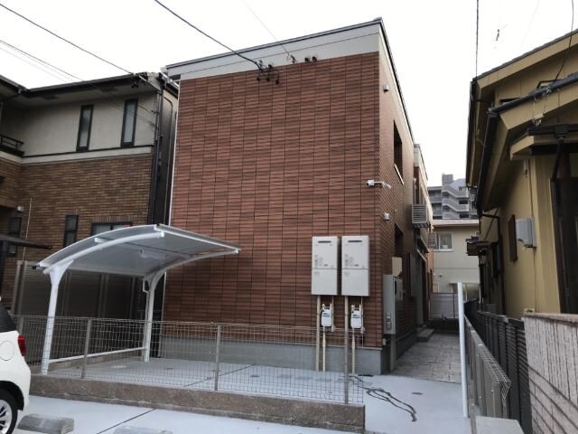 物件外観写真1　(外観写真（昼）)