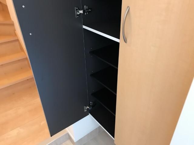 物件内観写真21　(下駄箱)