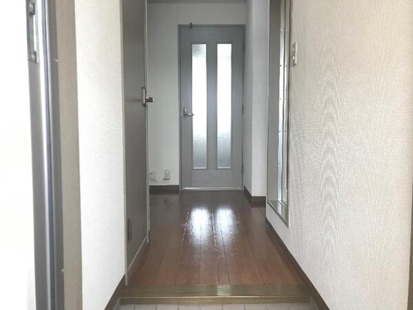 玄関(玄関)