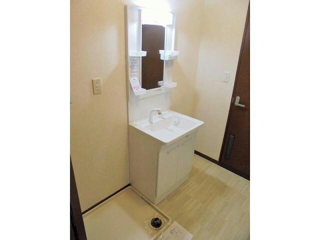 物件内観写真6　(室内写真は別部屋の写真です。)