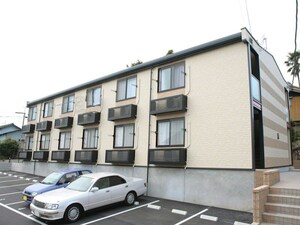 レオパレス北屋敷１２２外観写真