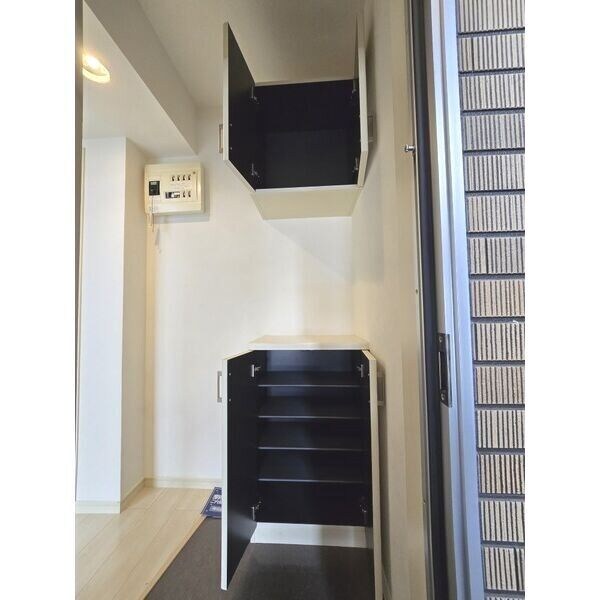 物件内観写真9　(室内写真は別部屋の写真です。)