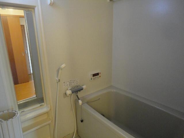 物件内観写真12　(バス／シャワールーム等)