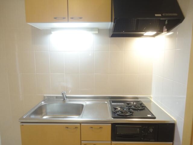 物件内観写真15　(システムキッチン)