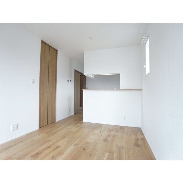 物件内観写真3　(室内写真は別部屋の写真です。)