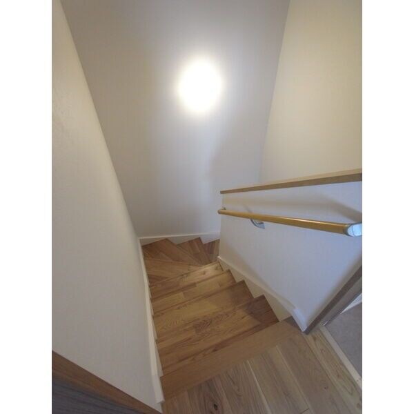 物件内観写真9　(室内写真は別部屋の写真です。)