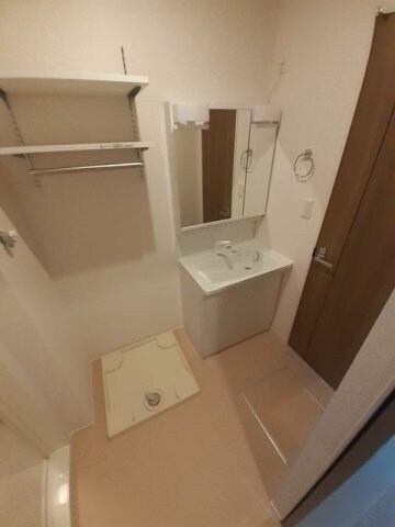 物件内観写真6　(洗面所です)